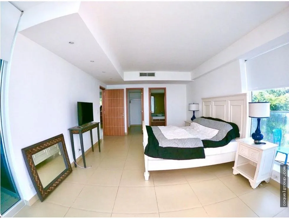VENTA O ALQUILER DE  APARTAMENTO AMOBLADO 160m2 ISLA NAOS