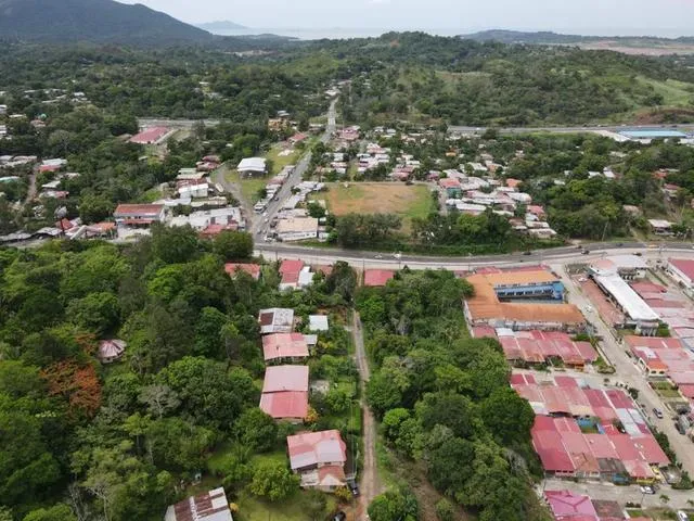 Land in Arraijan, Pan-American Highway