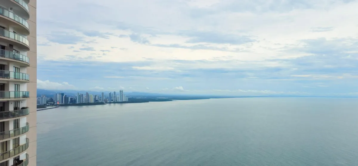 SALE - OCEANFRONT PENTHOUSE PUNTA PACIFICA- 539 M2