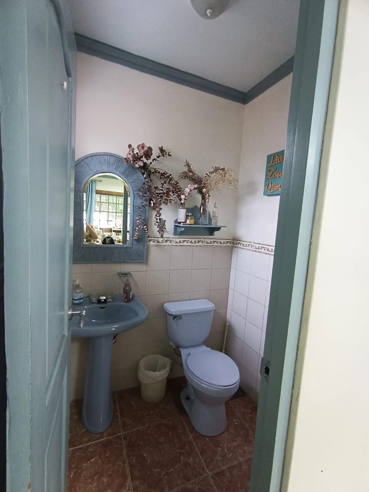 Commercial Space for Rent on Via Boquete David