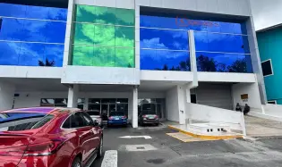 Espace commercial à Costa del Este à louer