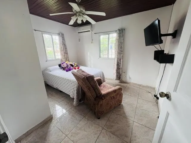 For Sale House In La Chorrera