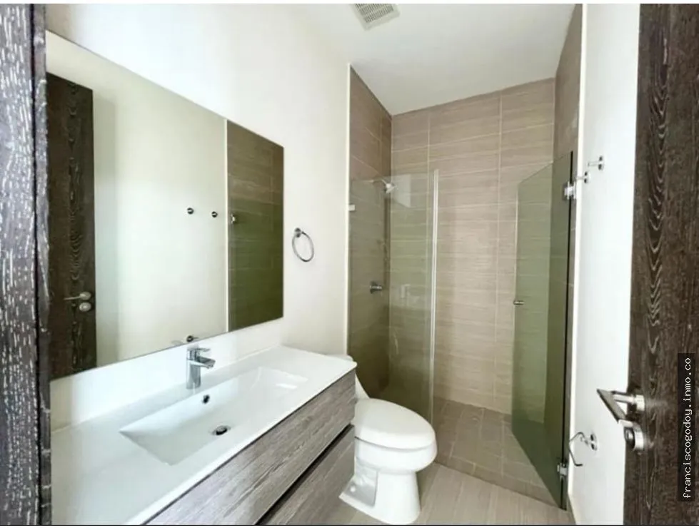 Apartment for sale in Costa del Este