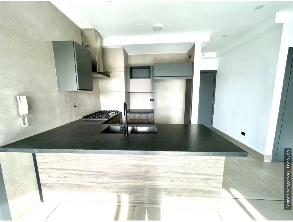 SE VENDE EN COCO DEL MAR - USD 330,000