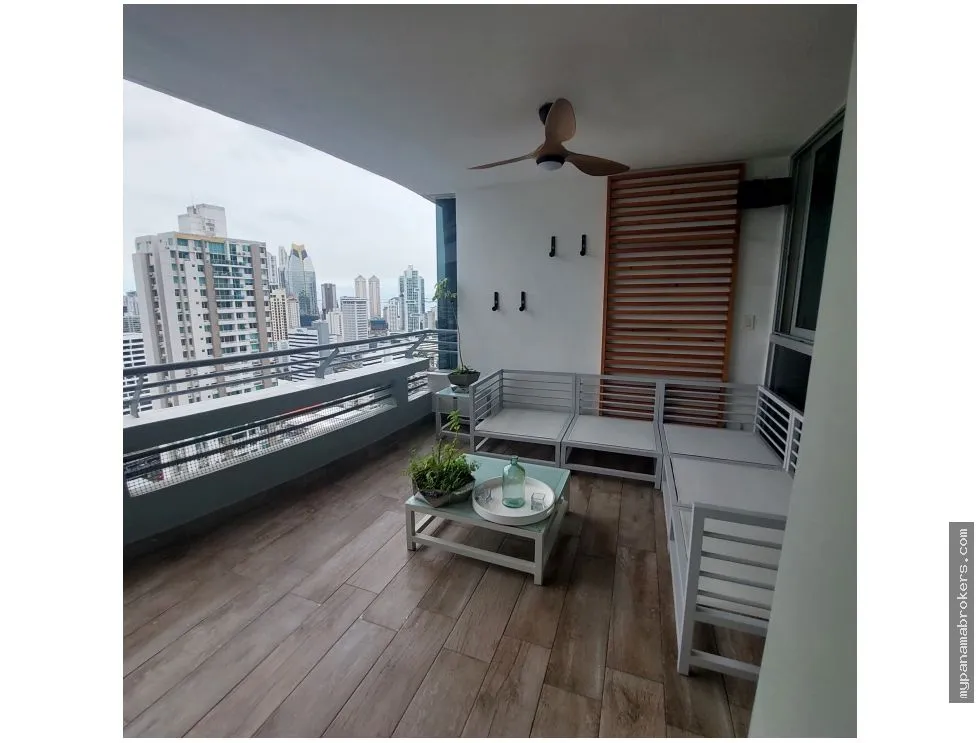Apartamento en venta en Luxor 300