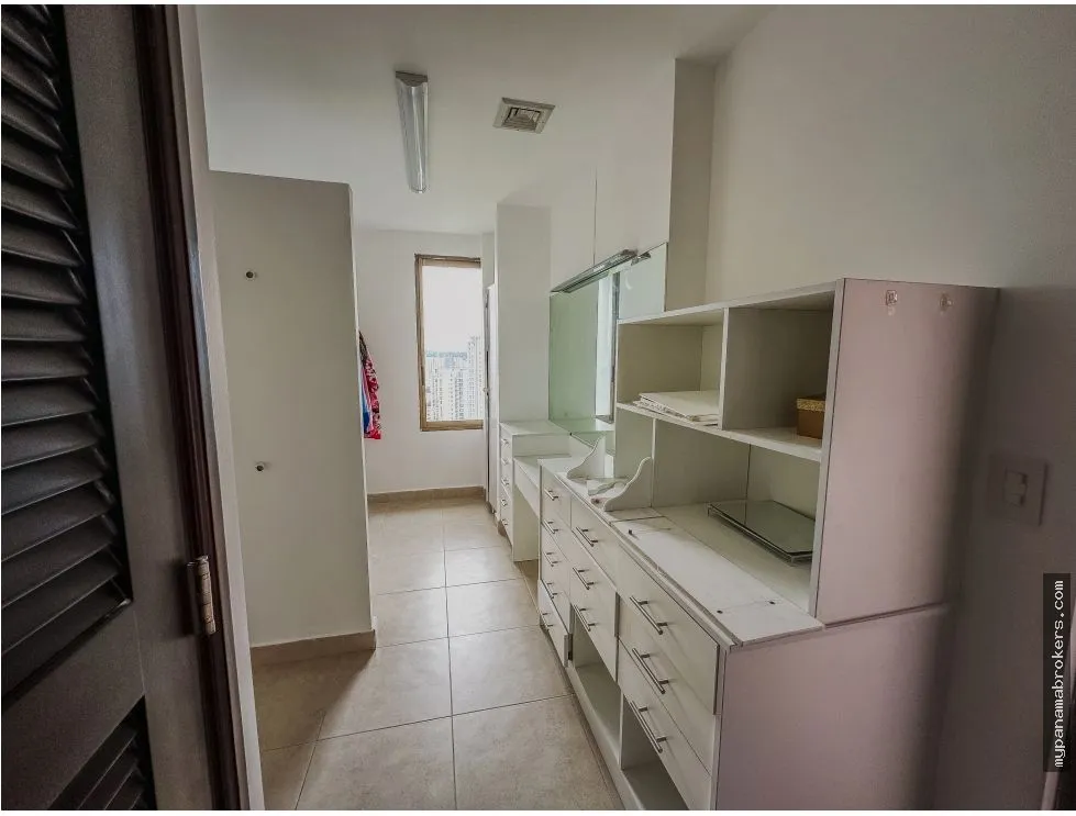 Penthouse for sale in Panama