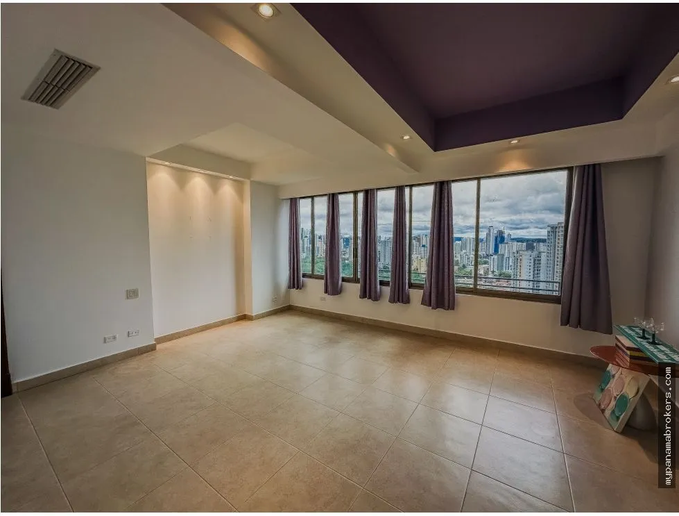 Penthouse for sale in Panama