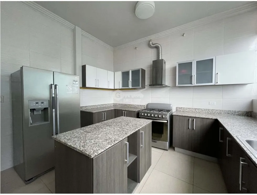 COSTA DEL ESTE / COUNTRY CLUB / 250M / 3 HABITACIONES / LINEA BLANCA