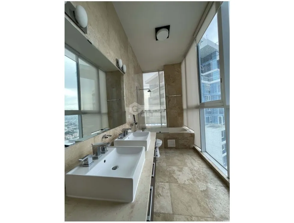 COSTA DEL ESTE / COUNTRY CLUB / 250M / 3 HABITACIONES / LINEA BLANCA