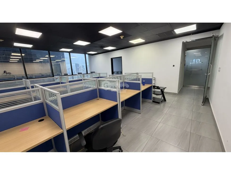 OFFICE FOR RENT ON CALLE 50 175M WITH PARTITIONS FURNISHED