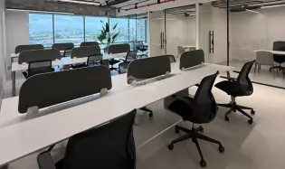 Bureau à Costa del Este à louer