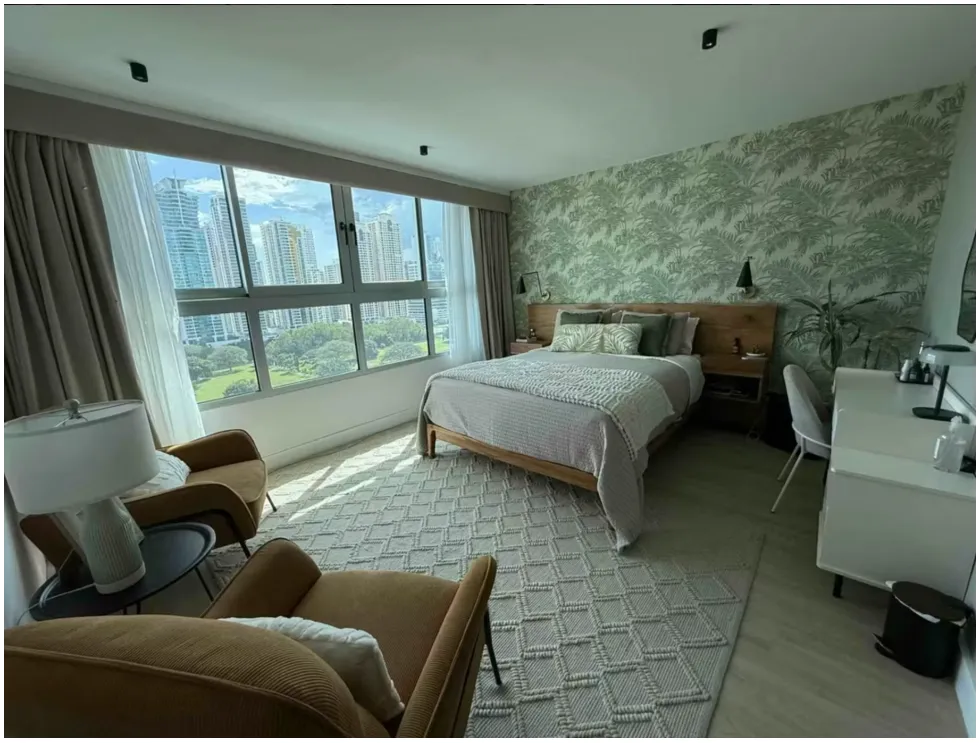 SE ALQUILA EN COSTA DEL ESTE PH VERTIKAL 170 M2 SEMI-AMOBLADO