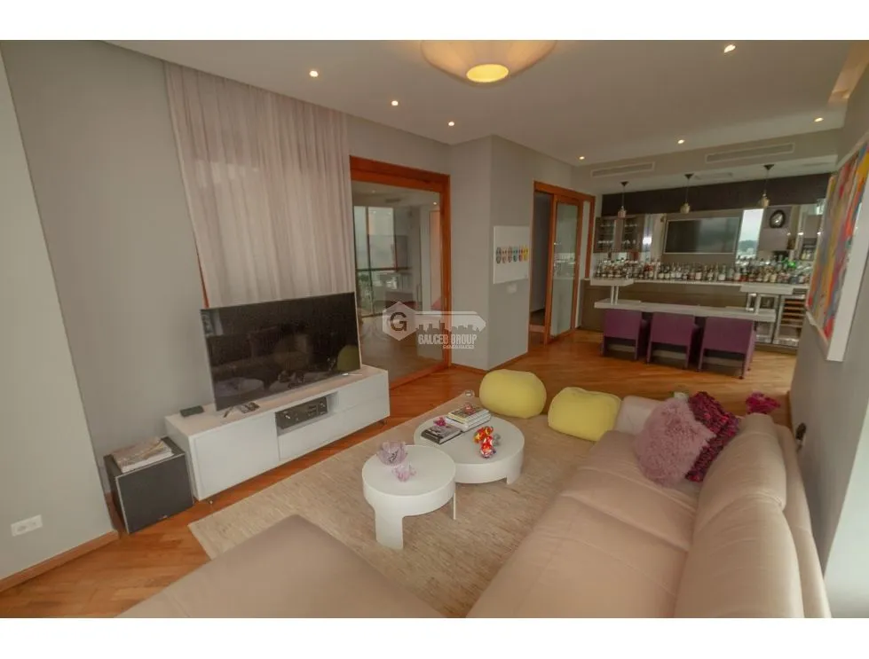 Appartement à Parque Lefevre à vendre
