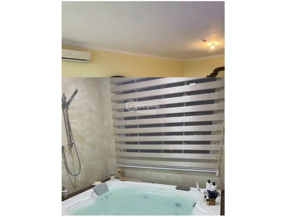 Дом в Villa Lucre на продажу