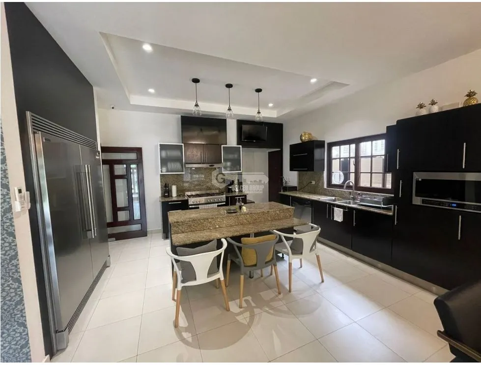 Single Family House for sale in Costa Sur