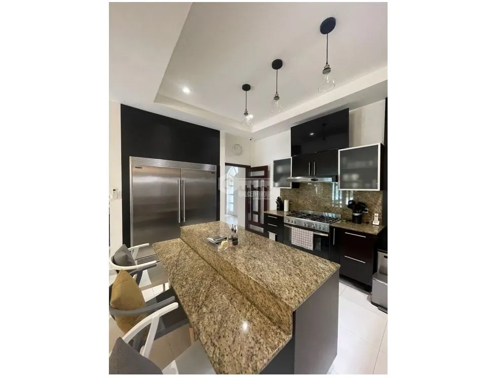 Single Family House for sale in Costa Sur