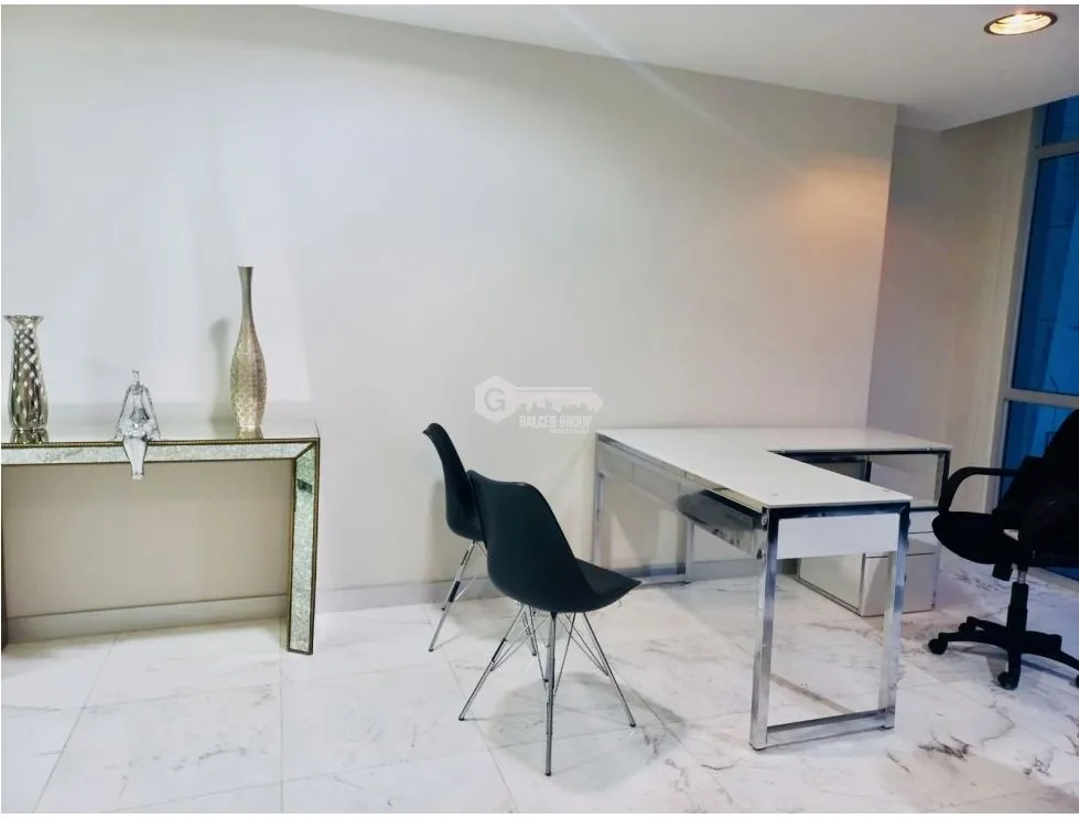 Office for sale in Bella Vista