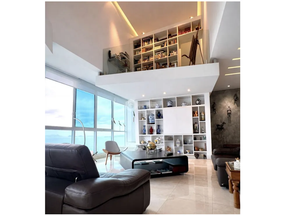 COSTA DEL ESTE / PH VITRI / 464M / 4 HABITACIONES / 4 PARKING / BALCON