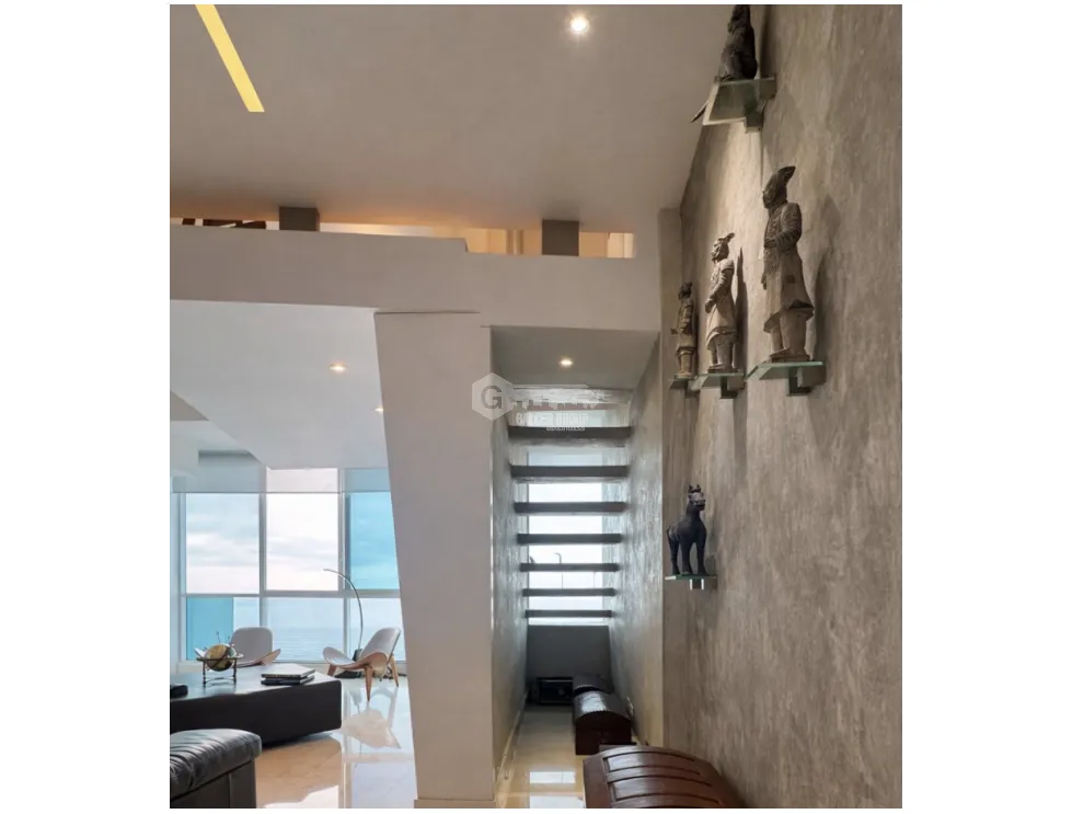 COSTA DEL ESTE / PH VITRI / 464M / 4 HABITACIONES / 4 PARKING / BALCON