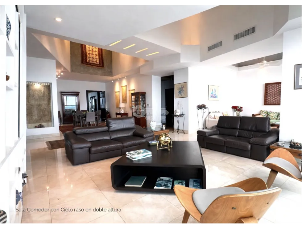 COSTA DEL ESTE / PH VITRI / 464M / 4 HABITACIONES / 4 PARKING / BALCON