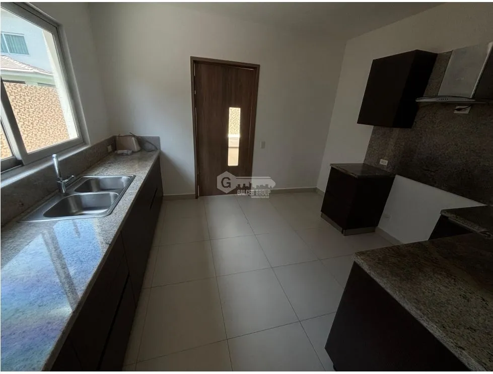 Maison unifamiliale à Condado del Rey à vendre
