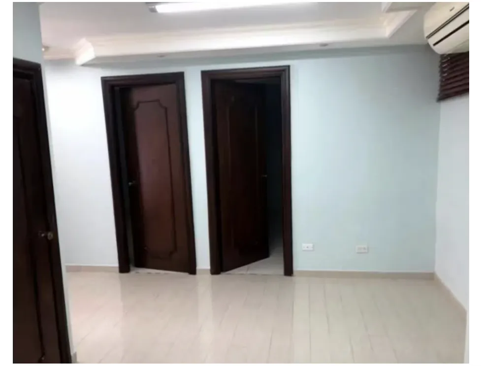 Commercial Space for sale in Parque Lefevre