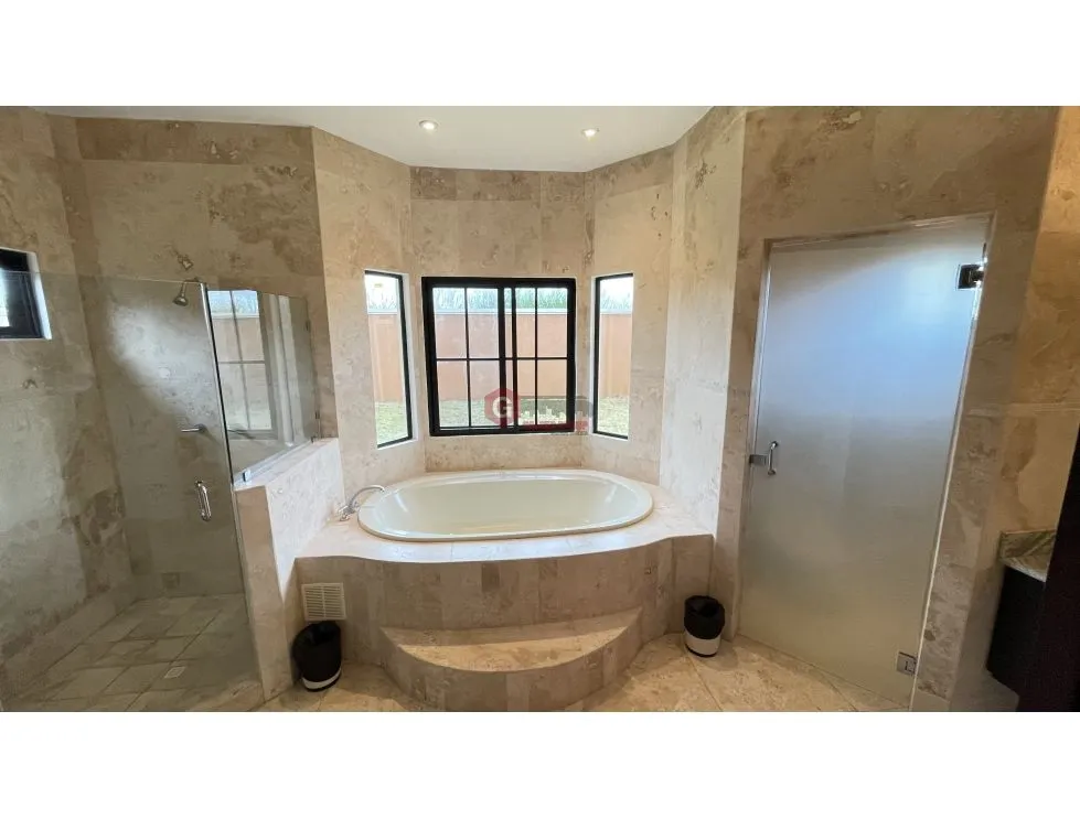 A ESTRENAR / COSTA SUR / SUNSET COAST / 3 HABITACIONES / VACIA / 597m2