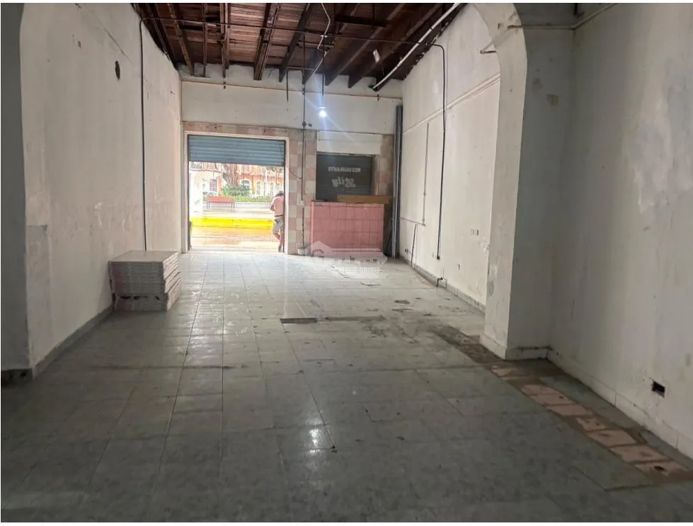 Espace commercial à Casco Viejo à louer