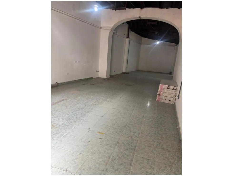 Espace commercial à Casco Viejo à louer