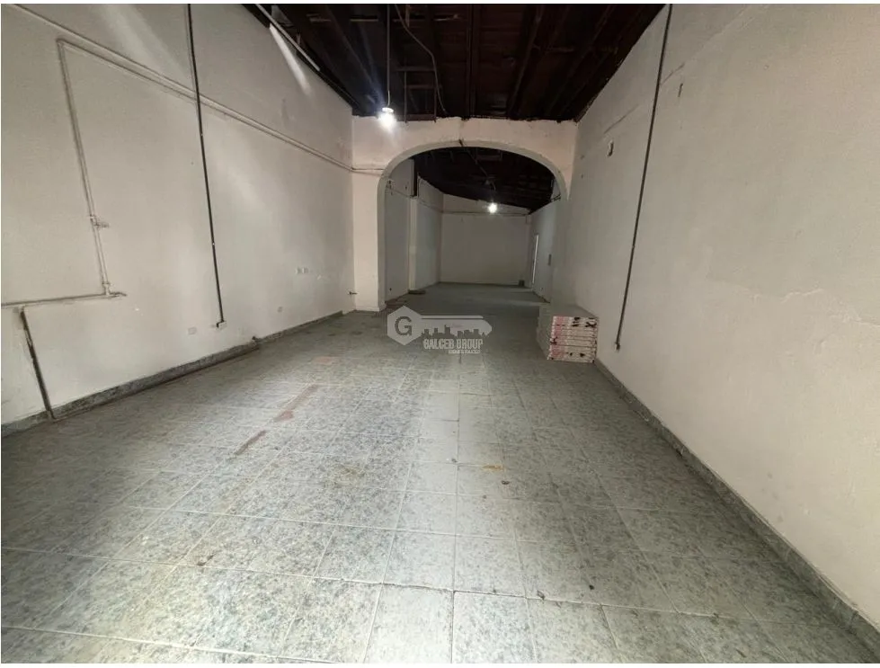 Espace commercial à Casco Viejo à louer