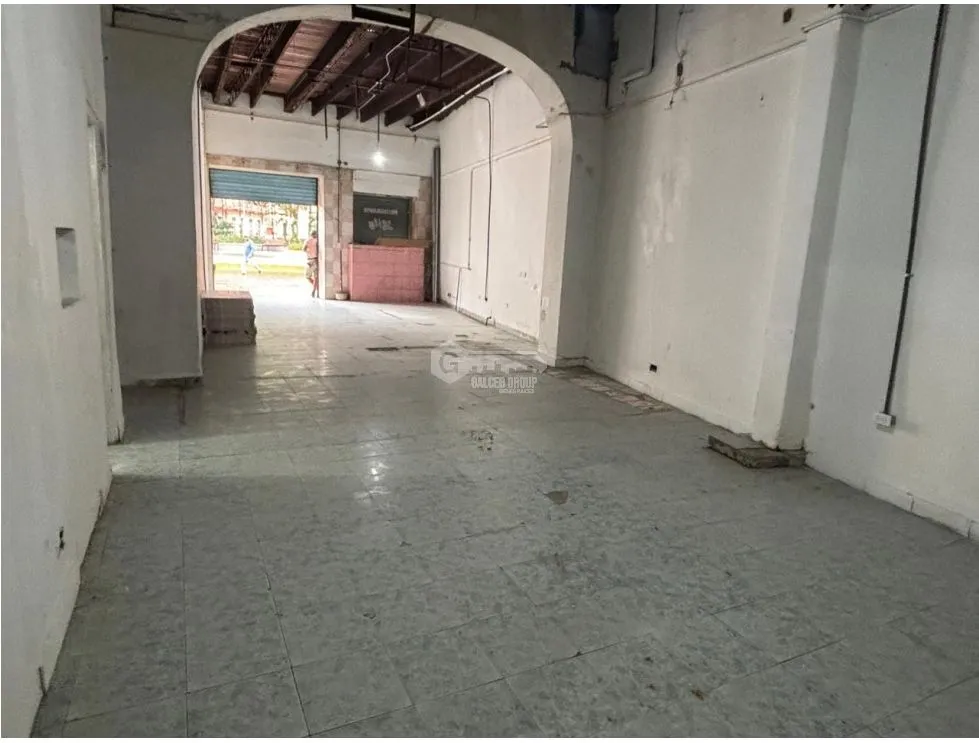 Espace commercial à Casco Viejo à louer