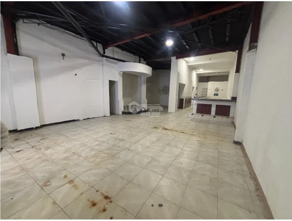 Espace commercial à Casco Viejo à louer