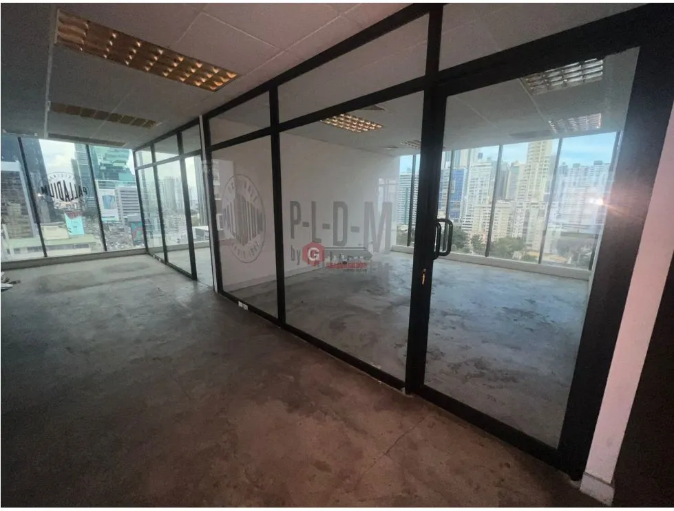 офис в Calle 50 в аренду