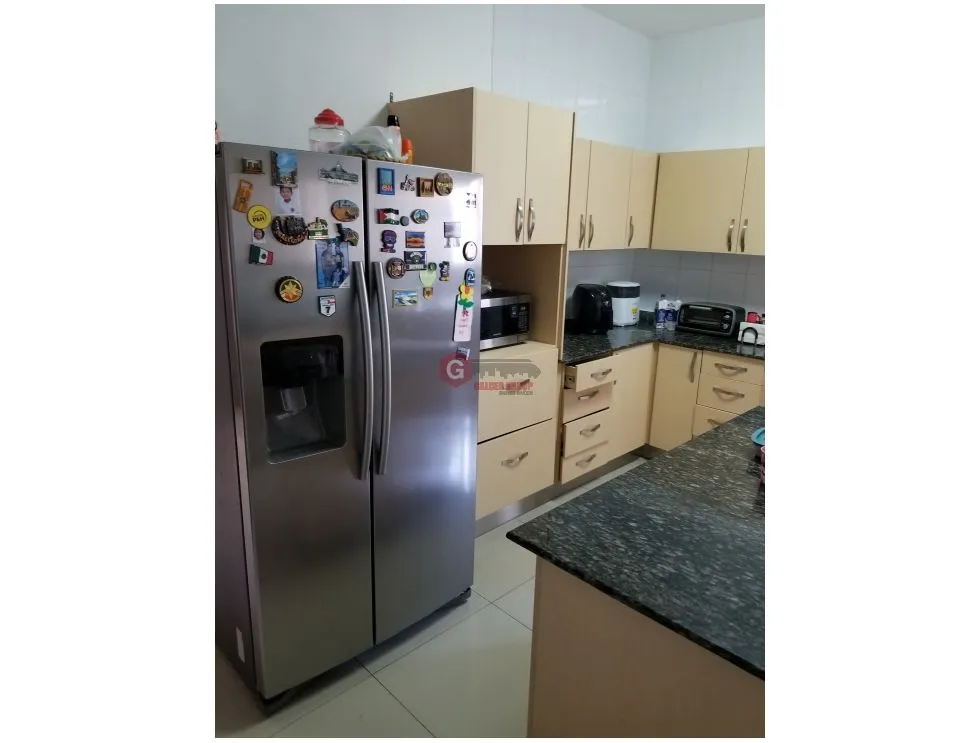 COSTA SUR / VILLA VALENCIA / 369M / 4 HABITACION / 2 NIVELES / PISCINA