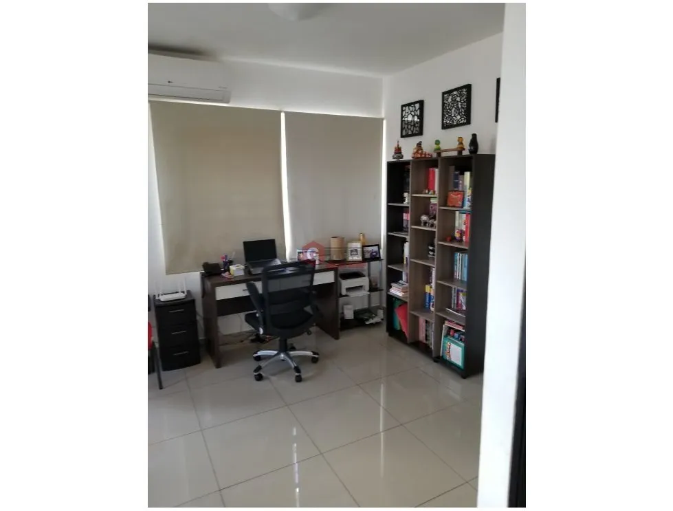 COSTA SUR / VILLA VALENCIA / 369M / 4 HABITACION / 2 NIVELES / PISCINA