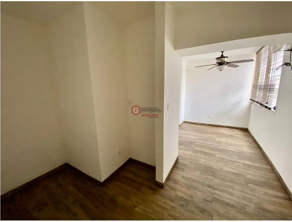 PUNTA PAITILLA / EDIFICIO LAS PERLAS / 250m / 3 HABITACIONES / 2 BAÑOS
