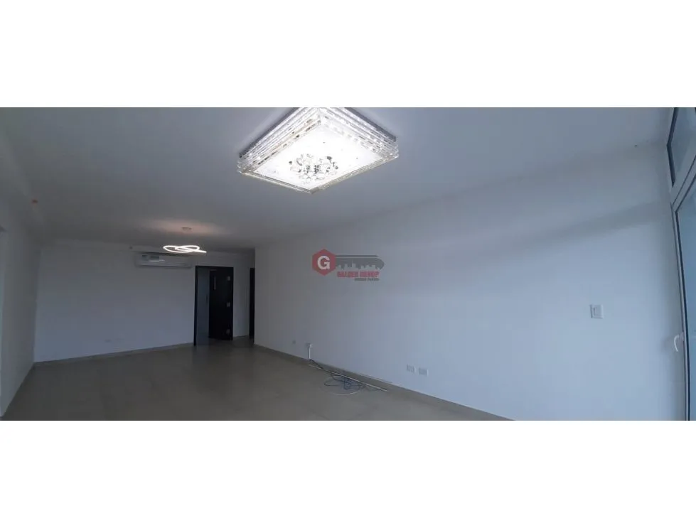 квартира в Condado del Rey на продажу