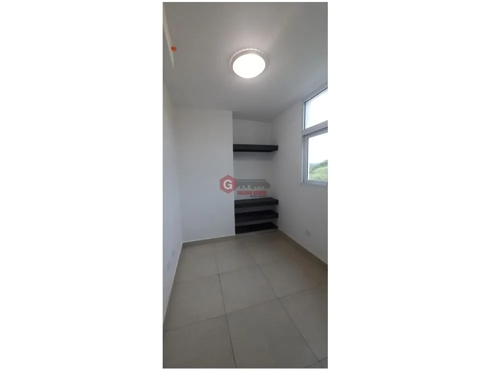 квартира в Condado del Rey на продажу