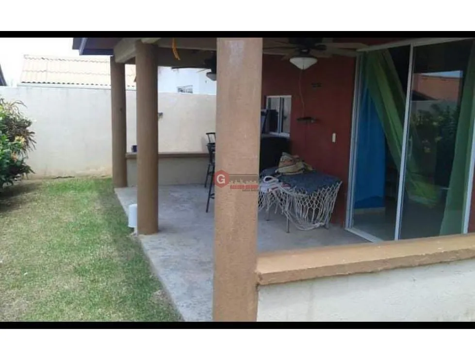 CHORRERA / CLOUSTER LOS ALMENDROS / 200M/ 3 HABITACION / DE ESQUINA