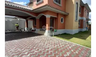 Single Family House for sale in Costa Sur