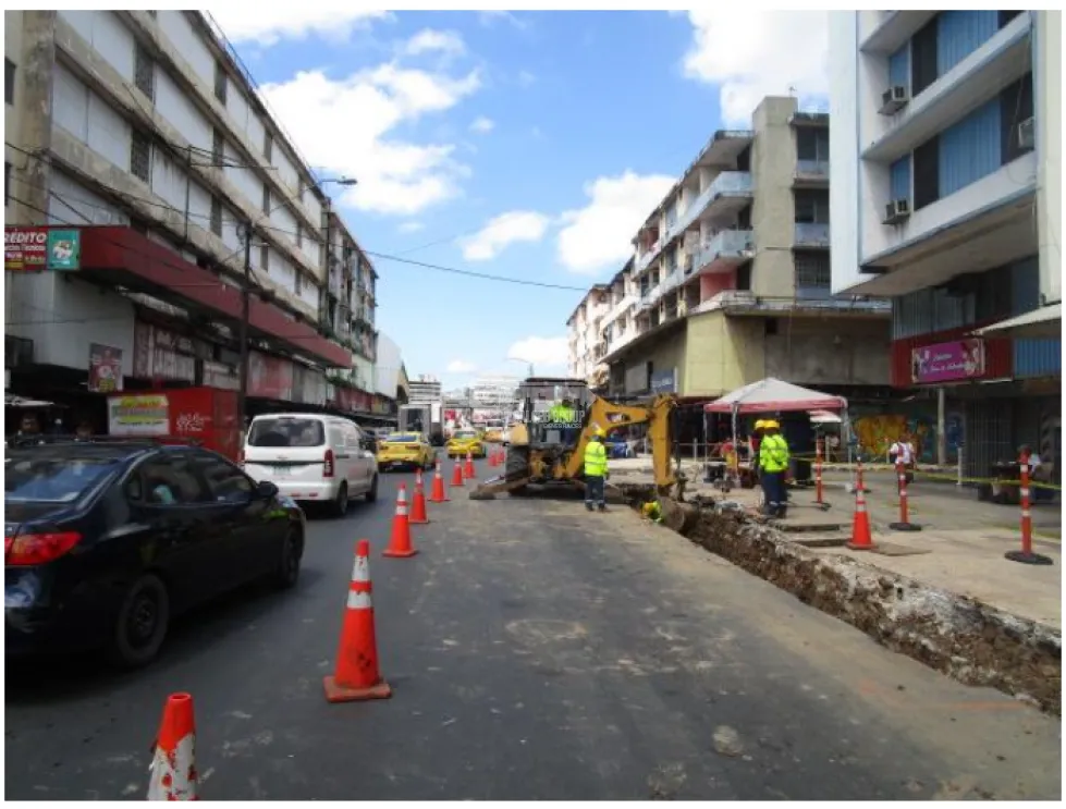 Calidonia Main Avenue / 3-Level Building / Central Location