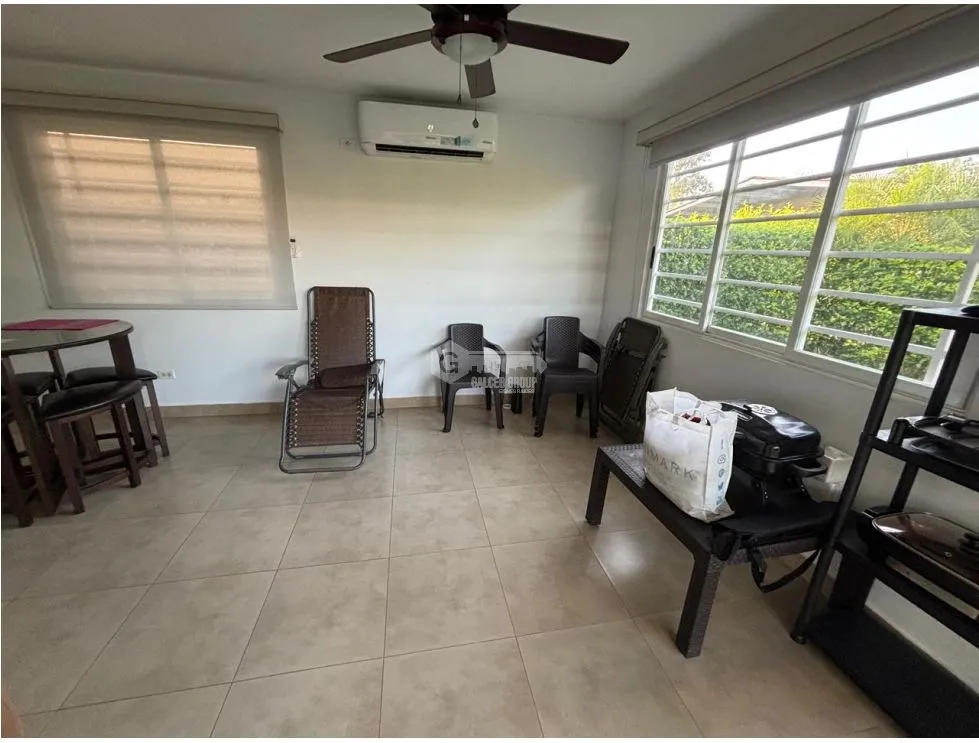 CORONADO / PH PARAISO VILLAGE / 115M / 3 HABITACION / SEMI AMOBLADO