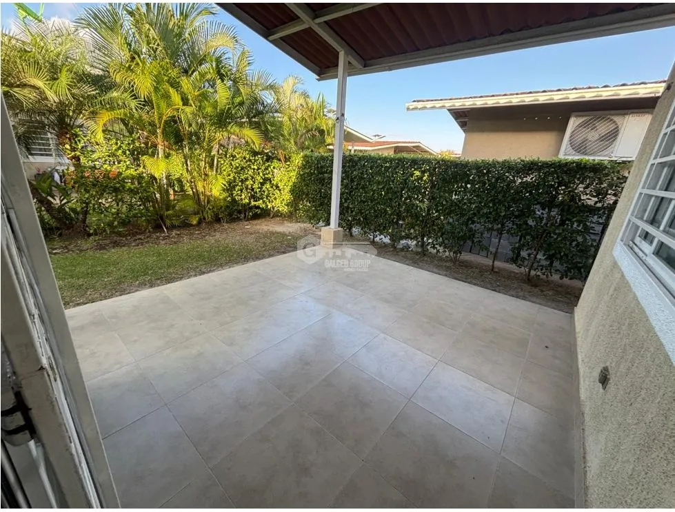 CORONADO / PH PARAISO VILLAGE / 115M / 3 HABITACION / SEMI AMOBLADO