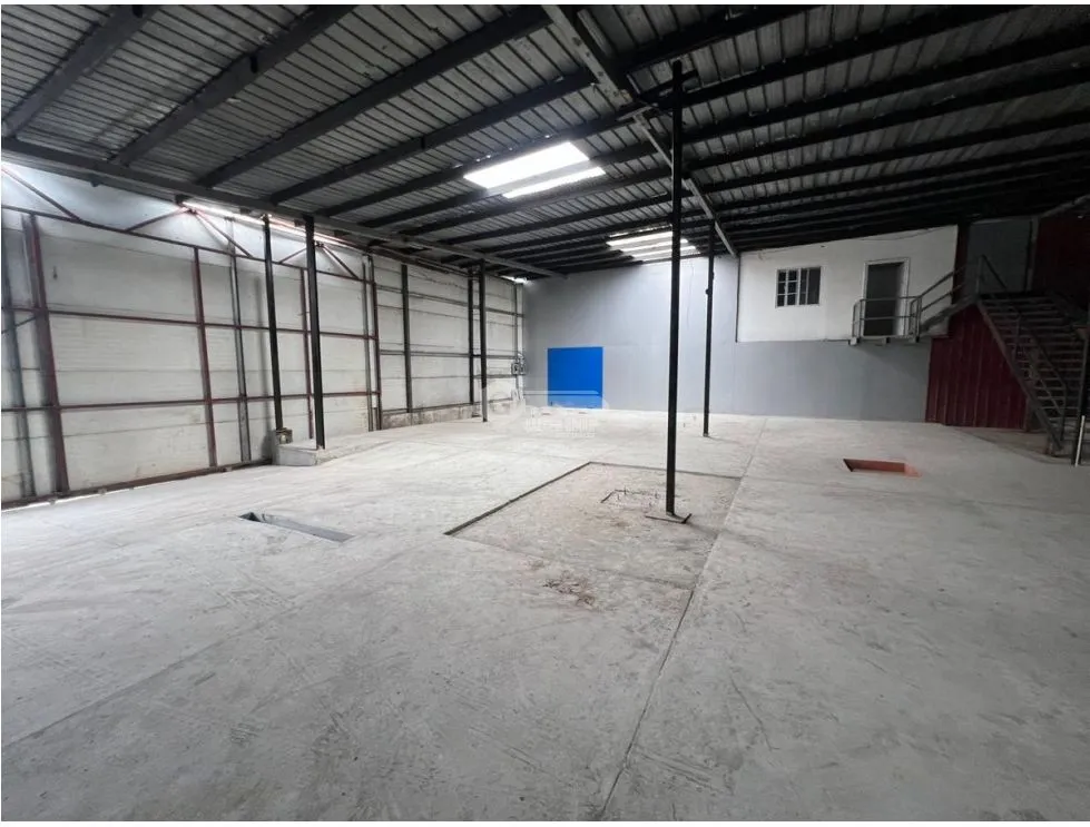 Warehouse for rent in Llano Bonito
