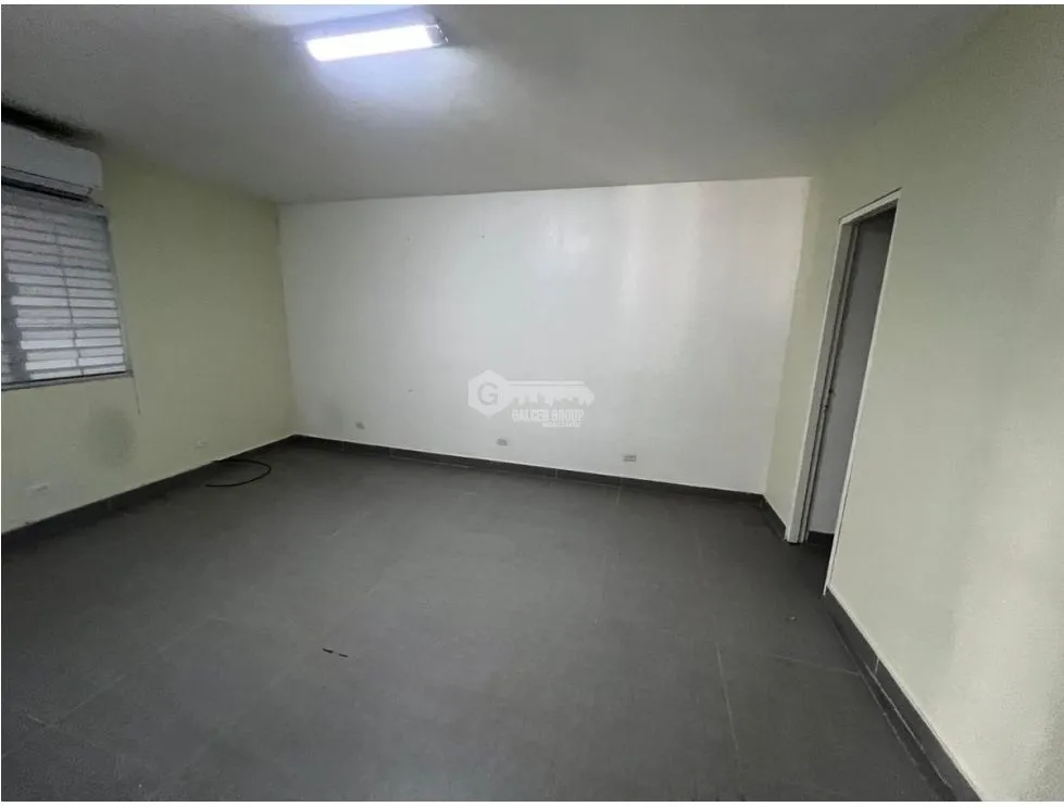 Warehouse for rent in Llano Bonito