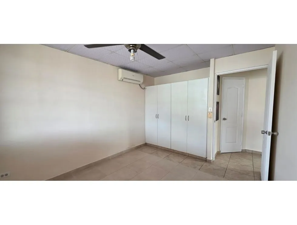 ARRAIJAN / BRISAS DEL GOLF / 3 BEDROOM / 315M / TERRACE / UNFURNISHED
