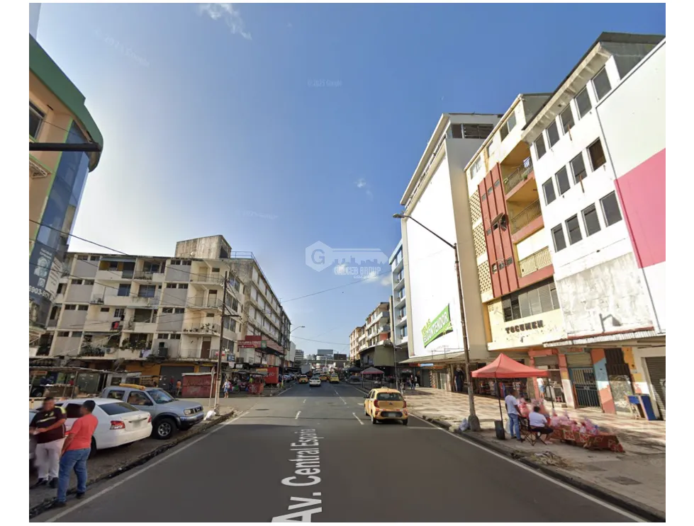 CALIDONIA / COMMERCIAL WAREHOUSE / 3 LEVELS / ON MAIN AVENUE / 930M / WITH ELEVATOR