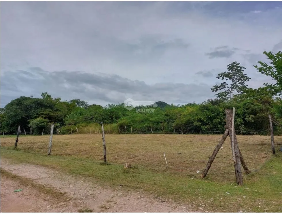 PENONOME / SANTA MARIA / 1050 M / PLANO / CERCA DE RIO / AG