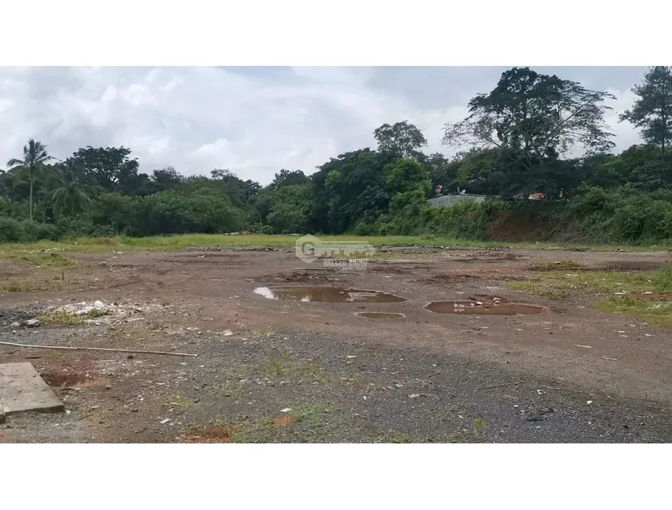 Building Lot for sale in Barrio Colon