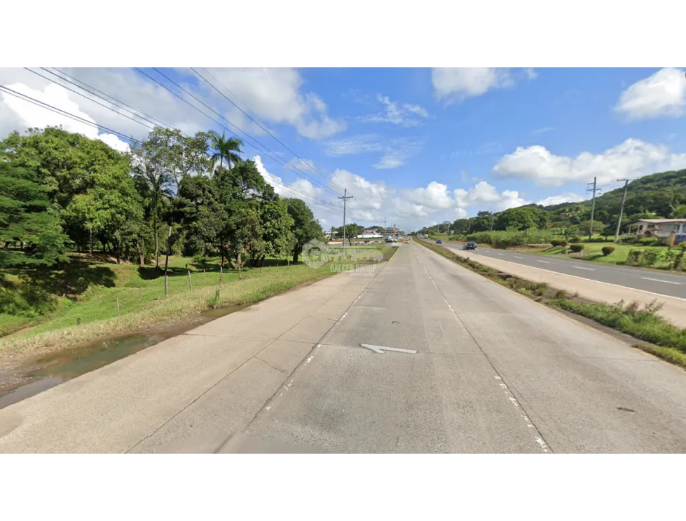SE VENDE TERRENO COMERCIAL EN CAPIRA 11709M SOBRE VIA INTERAMERICANA